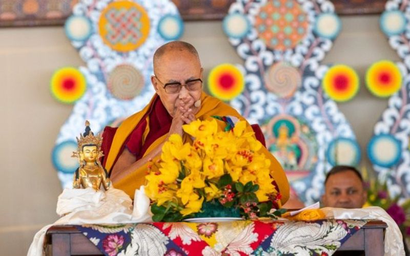His Holiness the Dalai Lama extends condolences and prayers for Japan Earthquake Victims
